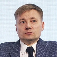 /upload/resize_cache/iblock/eec/20aafc2pu4q9pmcevcvnr55kotubi81w/200_200_0/_0011_Денис Смирнов.jpg
